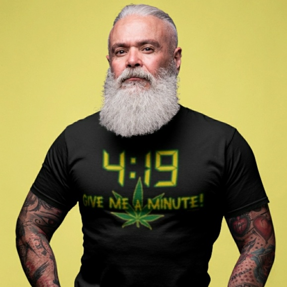 Brand New "4:19 give me a minute" Tee - Picture 2 of 5